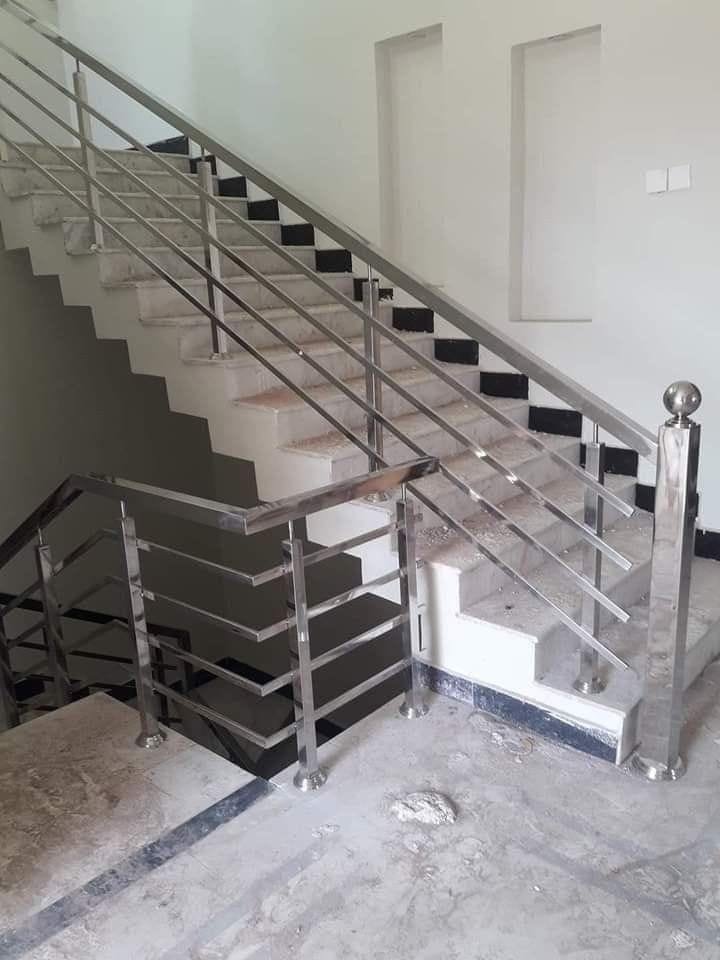 Glass & SS Railing